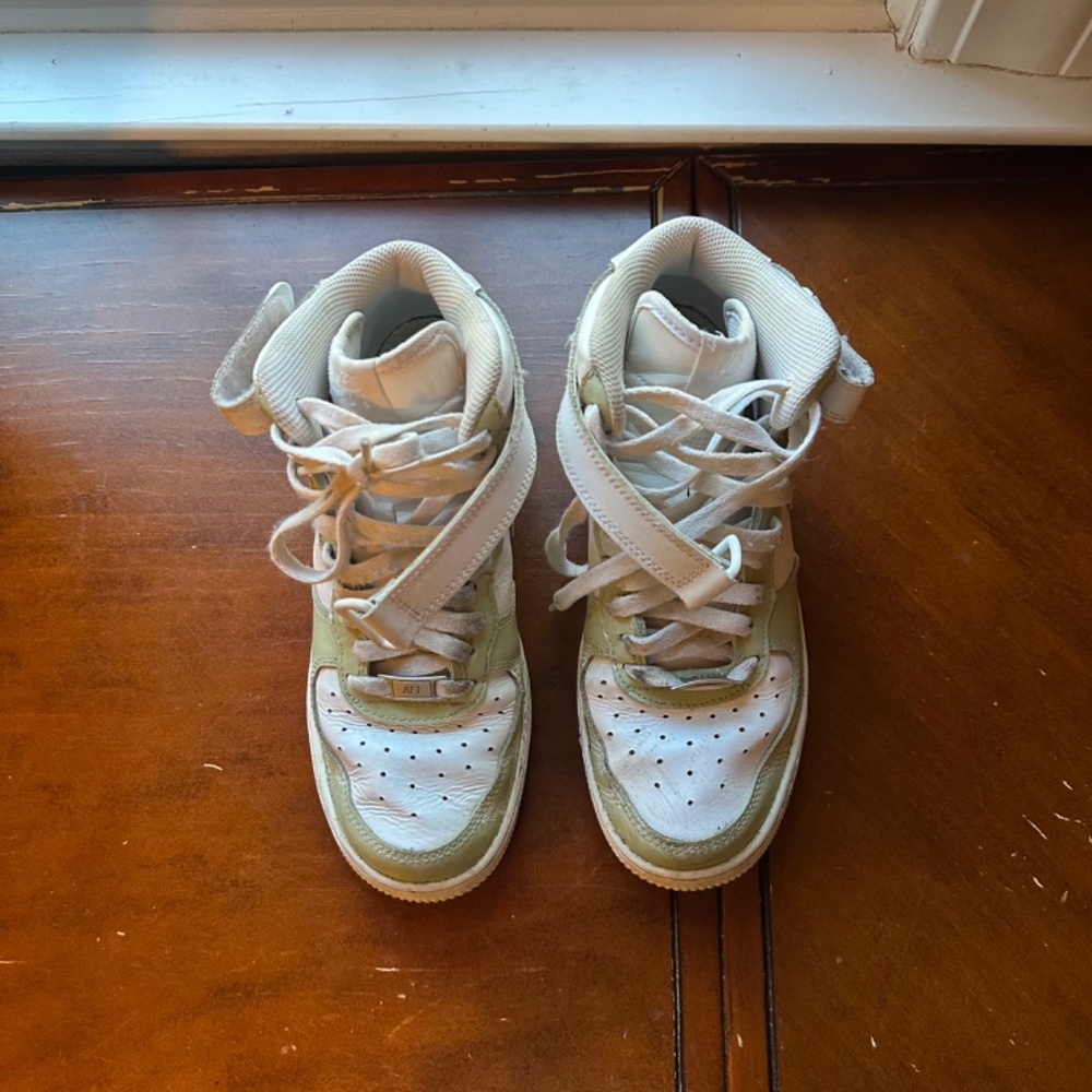 Custom-Made (Etsy) Nike Air Force 1 Sneakers Mid Sage Avocado Green Tea - Picture 6 of 12